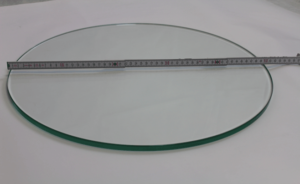 400 x 1200 mm Glasplatten nach Ma/ß bis 200 x 300 cm Zuschnitt nach Wunsch millimetergenau bis 40 x 120 cm 4mm Kanten geschliffen und poliert. klar durchsichtig